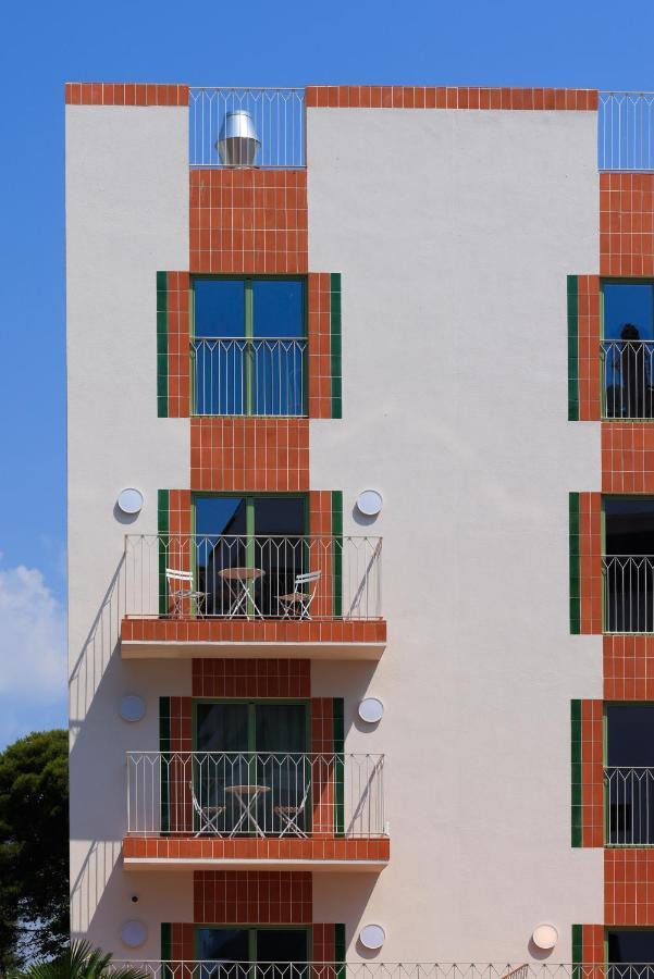 Terra Aurea Aparthotel Salou Exterior photo