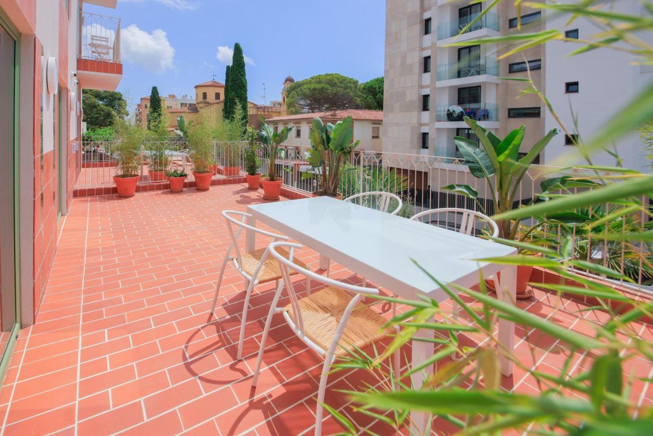 Terra Aurea Aparthotel Salou Exterior photo
