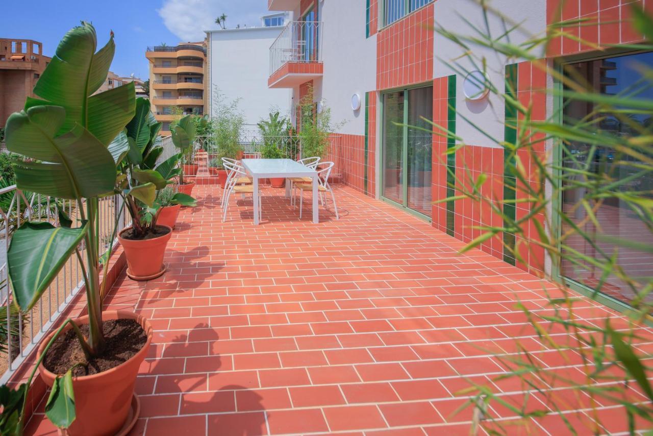 Terra Aurea Aparthotel Salou Exterior photo