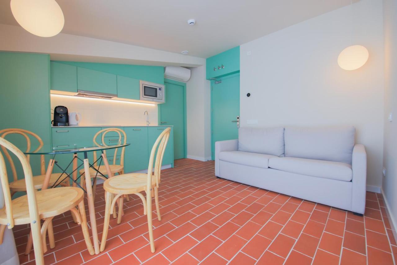 Terra Aurea Aparthotel Salou Exterior photo