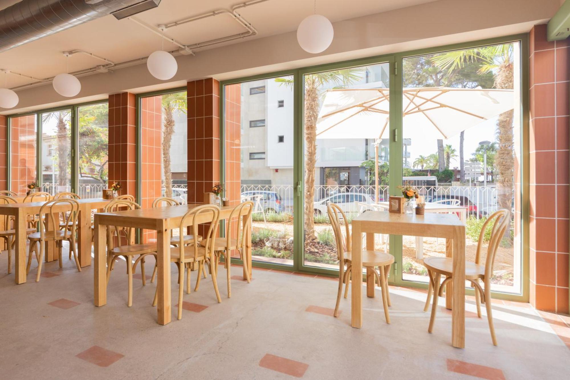 Terra Aurea Aparthotel Salou Exterior photo