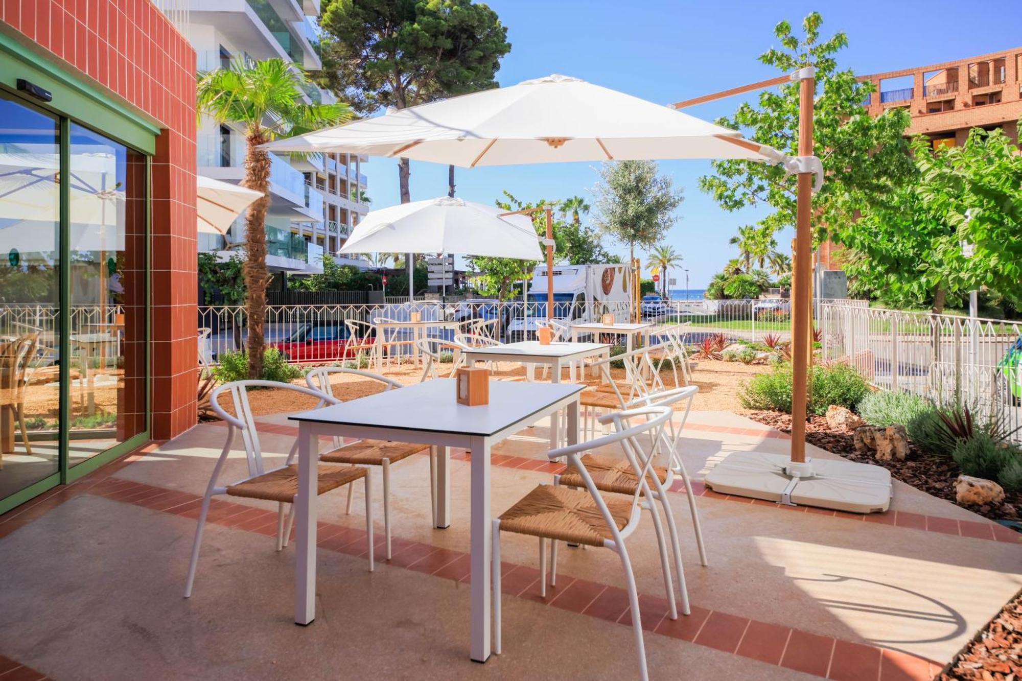 Terra Aurea Aparthotel Salou Exterior photo