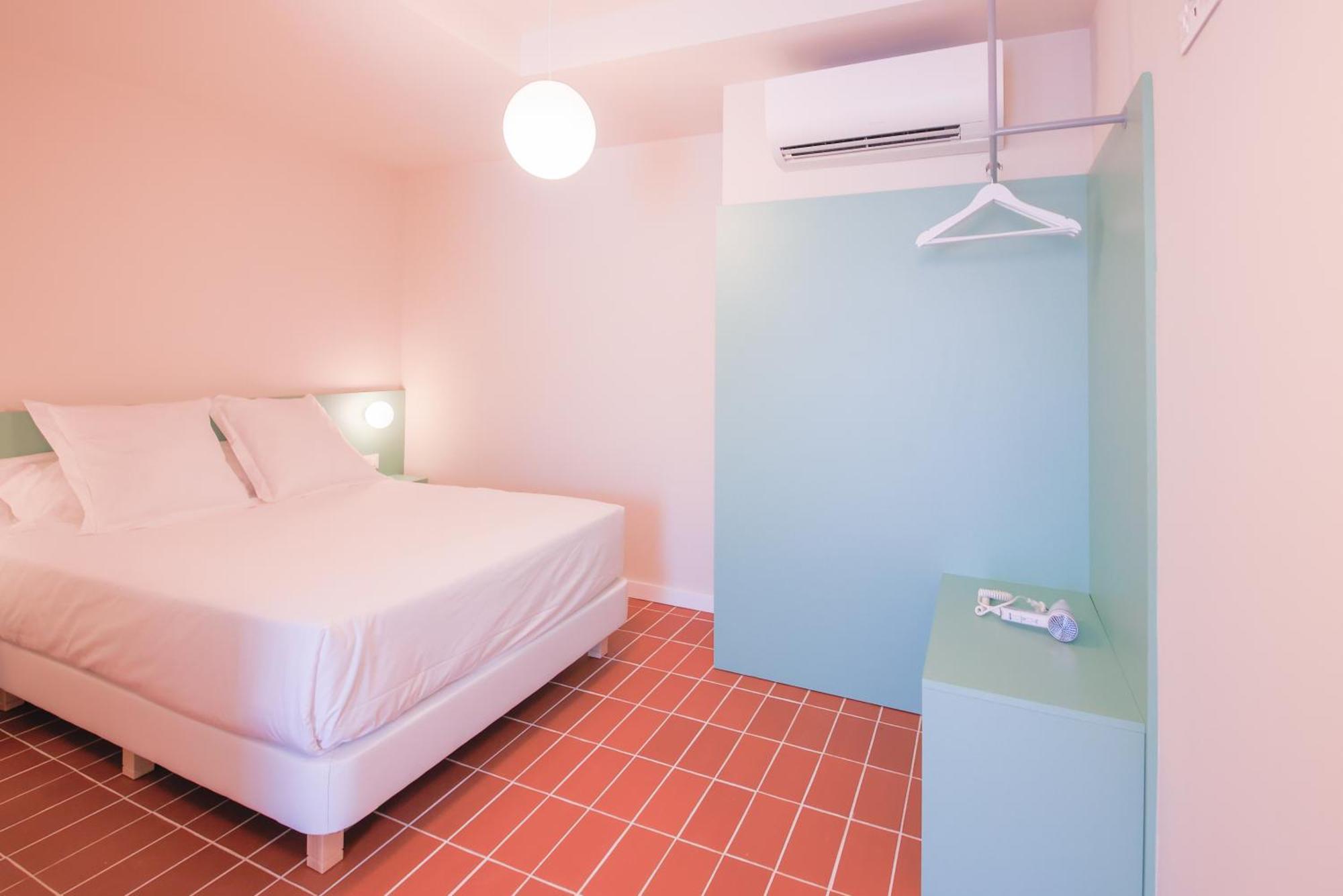 Terra Aurea Aparthotel Salou Exterior photo