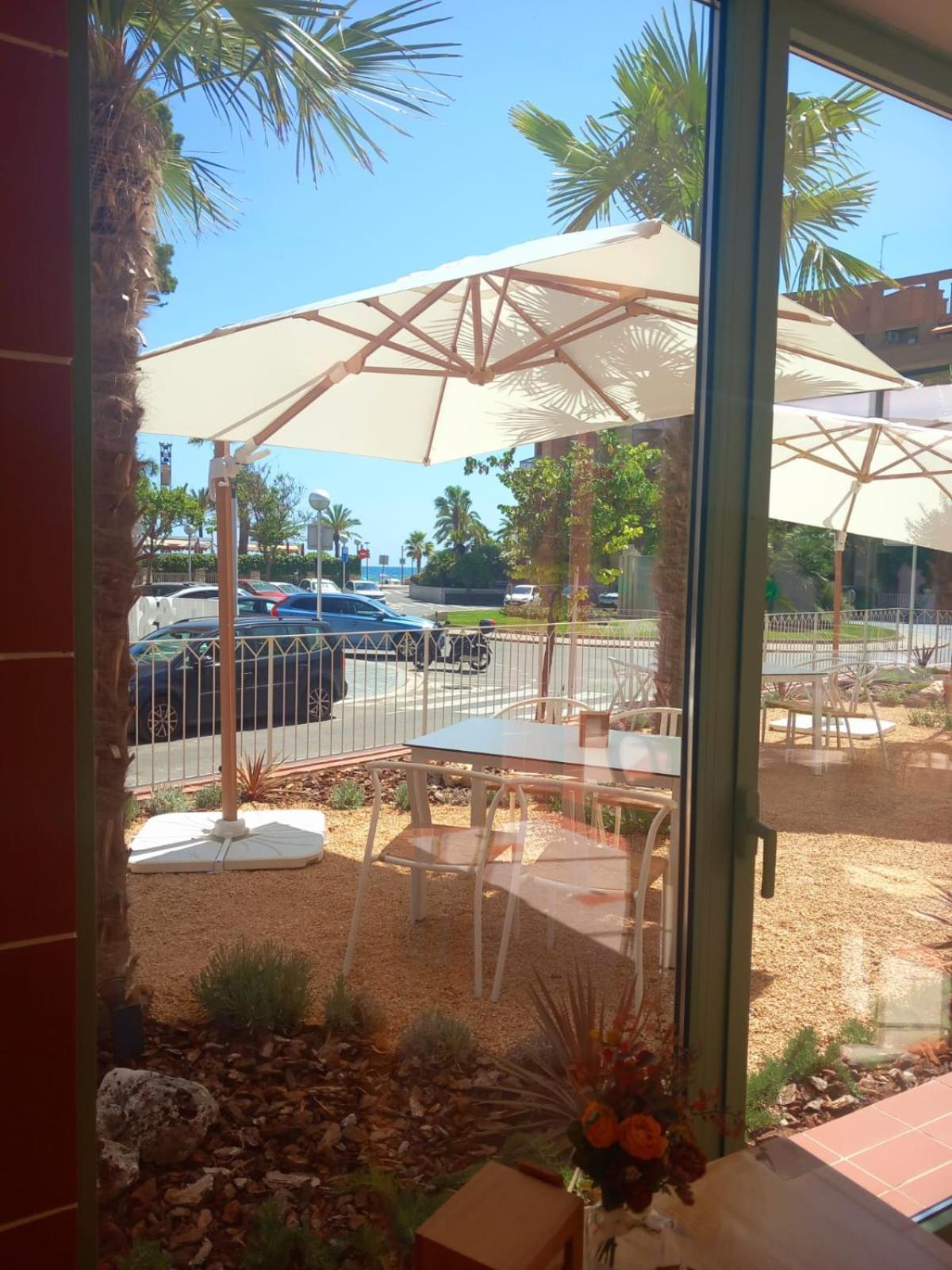Terra Aurea Aparthotel Salou Exterior photo